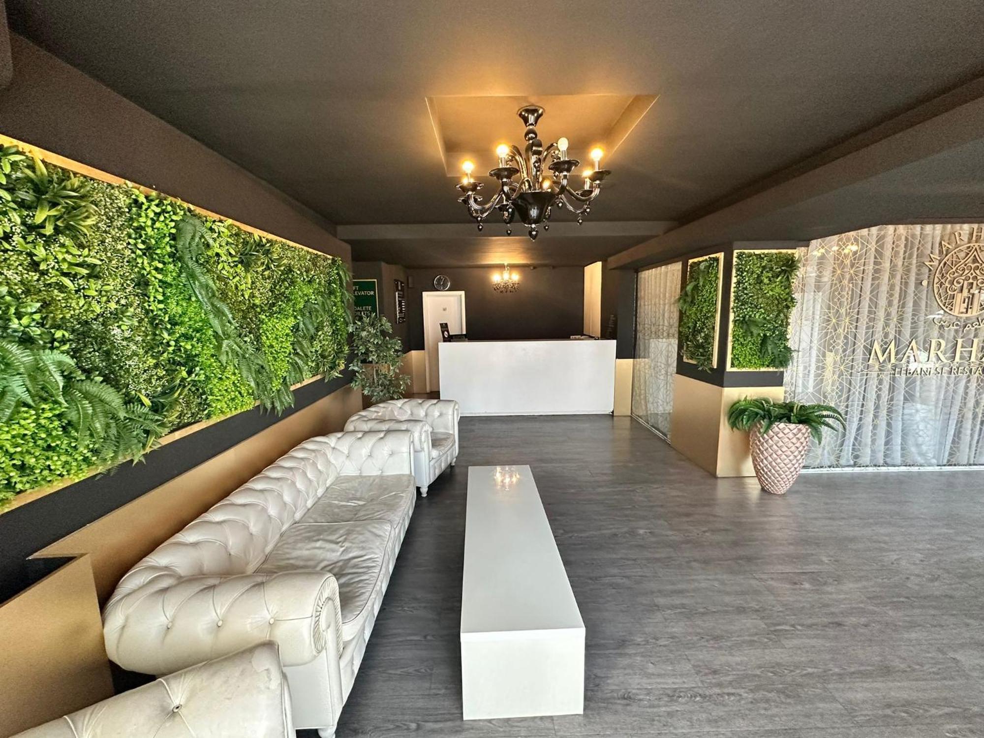 Alex&George Boutique Hotel クルージュ＝ナポカ エクステリア 写真